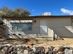 Building Photo - Please Contact VAUGHN REALTY to set up an ...