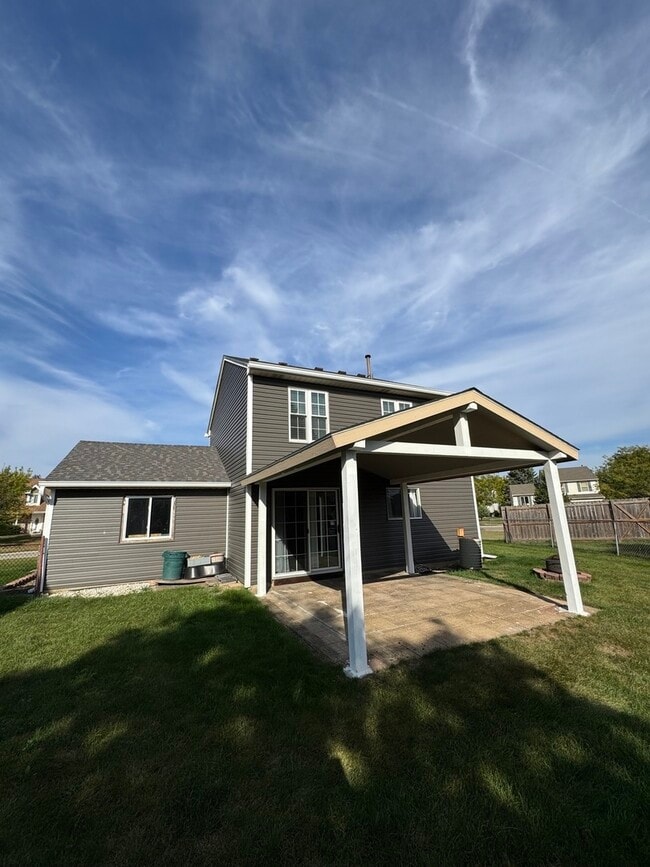 Building Photo - 111 Filbert Dr