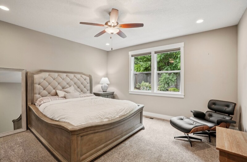 Building Photo - 4677 Southampton Dr SE