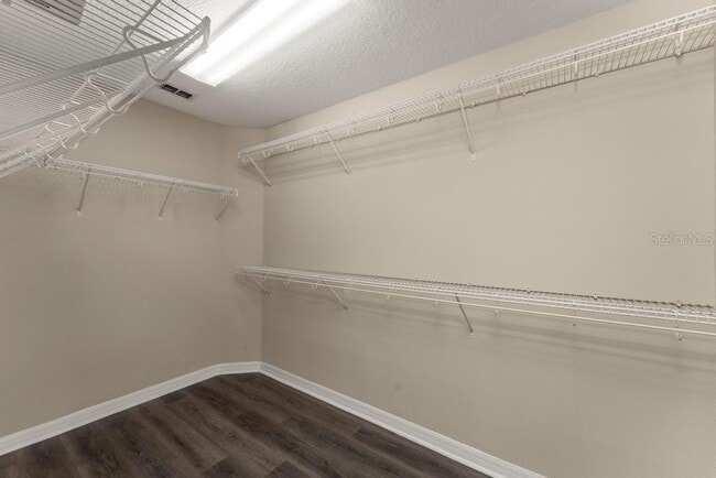 Building Photo - 868 Stonechase Ln