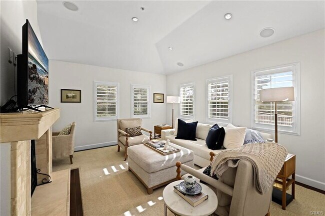 Building Photo - 4 Firenze Ct