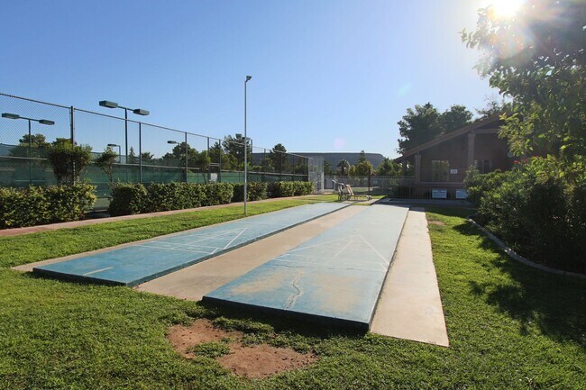 Building Photo - Sports Village - 2 Br + Play Loft, 2 Bath