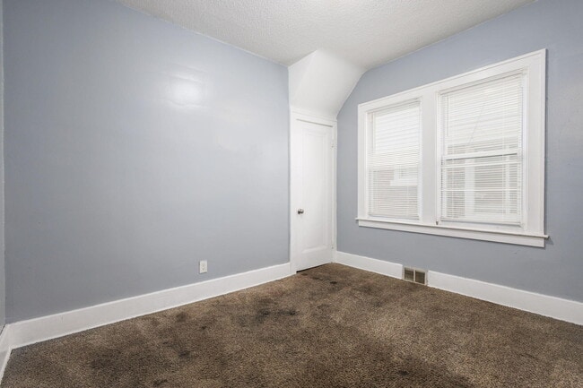 Building Photo - 19572 Alcoy Ave