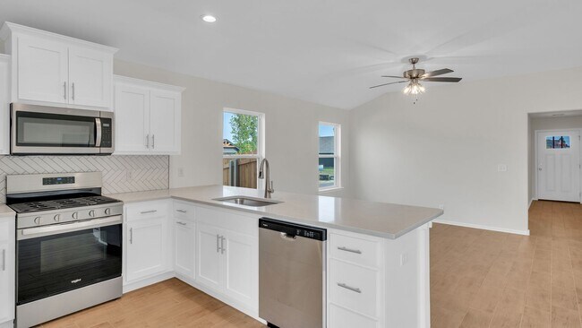 Building Photo - 3 Bed | 2 Bath in Owasso!