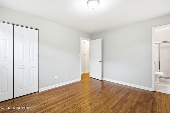 Building Photo - 2403 Silverbrook Ave