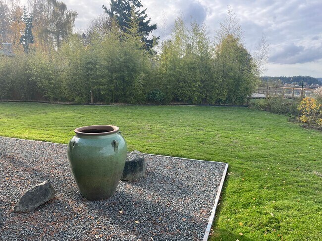 Building Photo - Spectacular View Home In Langley and Fully Furnished!