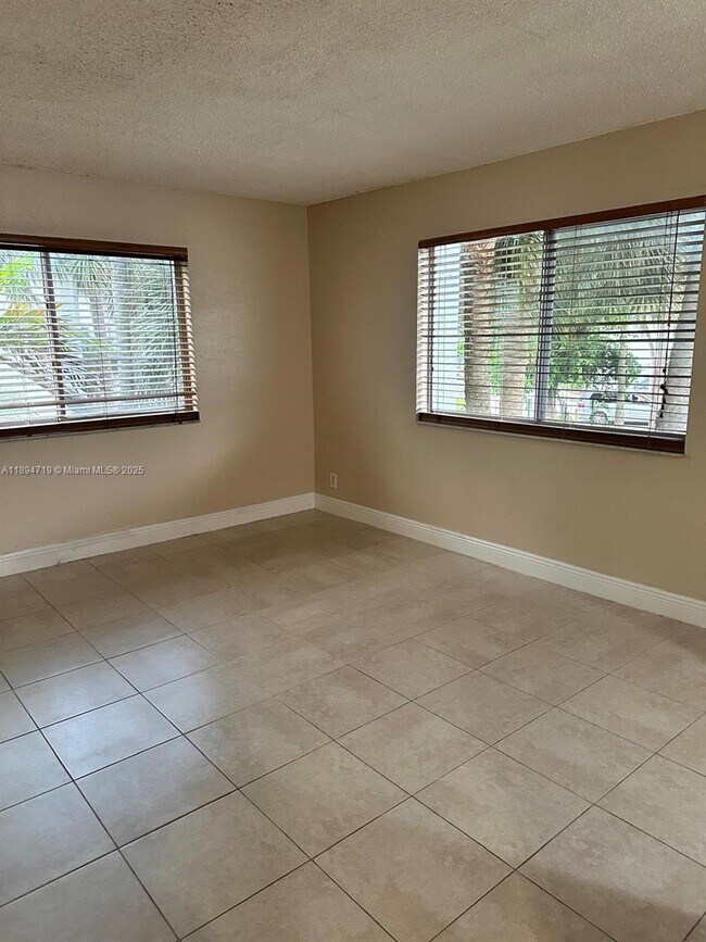 Building Photo - 5760 Rock Island Rd