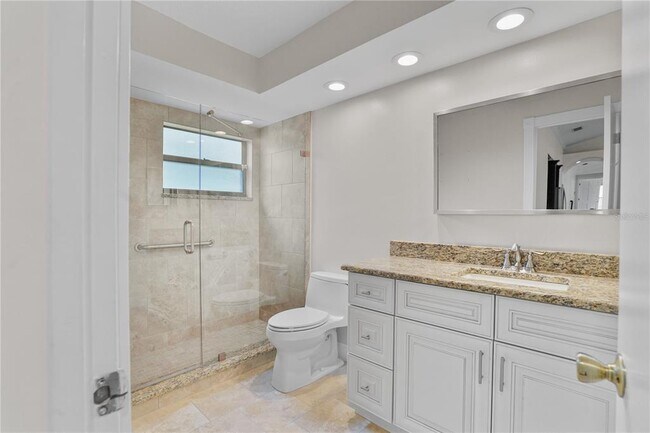 Building Photo - 6766 Edgeworth Dr