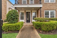 Building Photo - 921 W 19th St