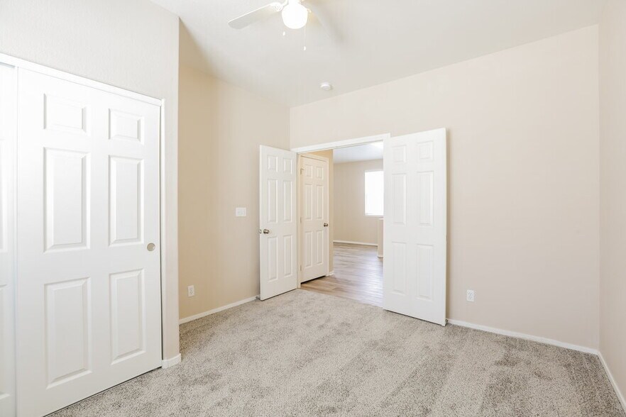 Building Photo - 9660 Flying Eagle Ln