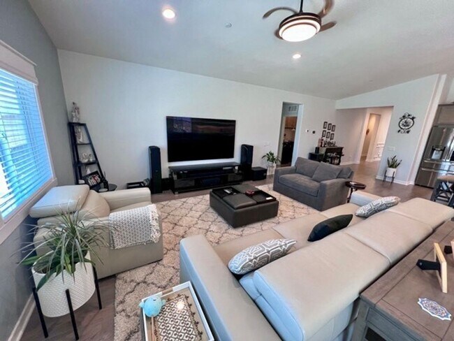 Building Photo - Stunning 2021 built 4 bedroom home for LEA...