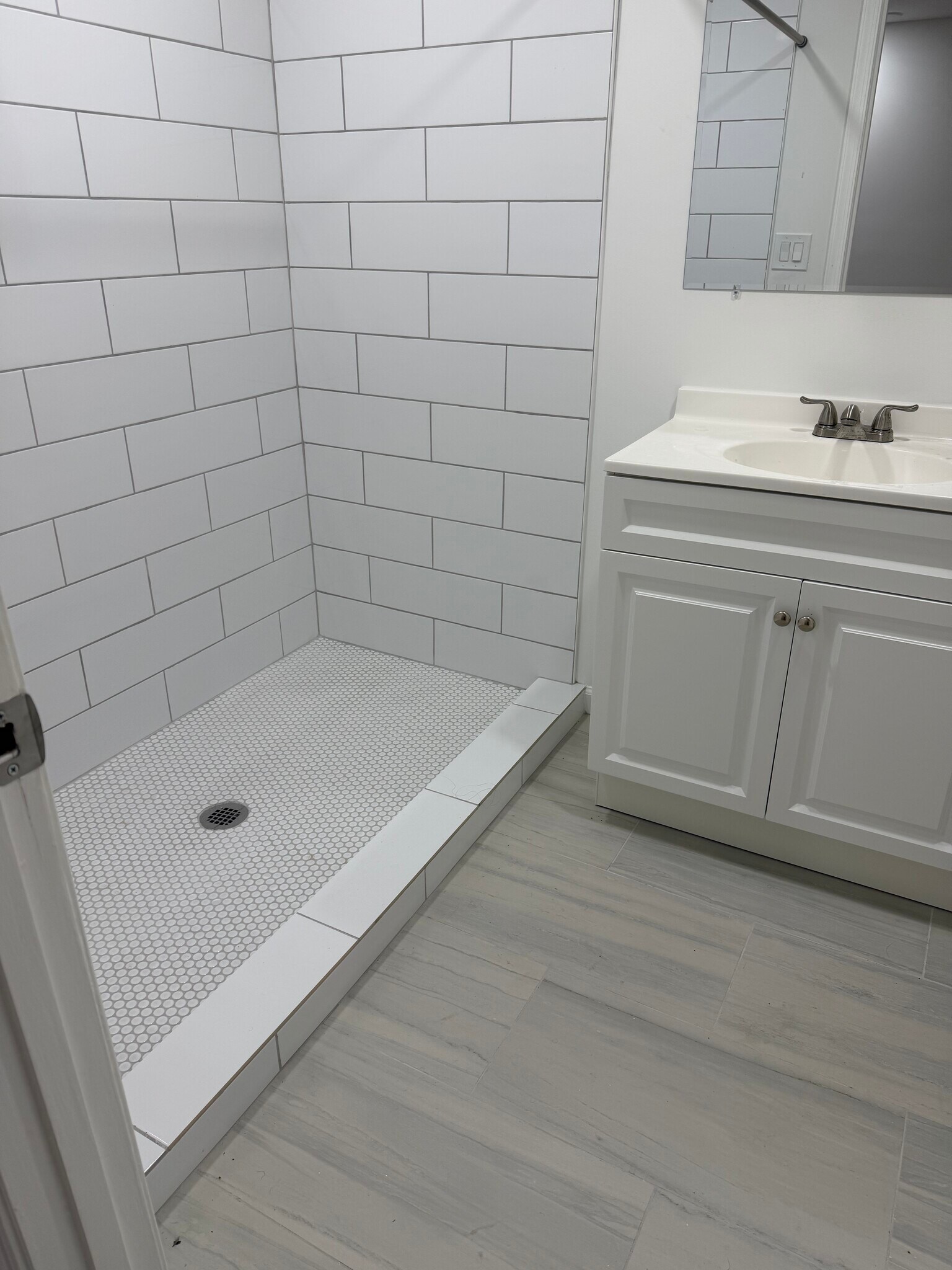 Bathroom - 8582 Main Ave