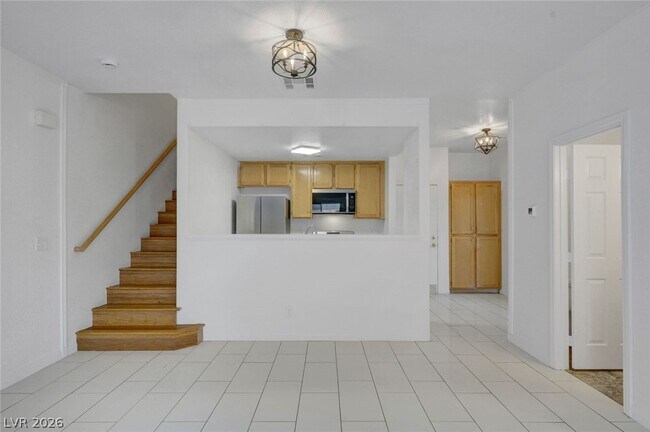 Building Photo - 1453 Morro Creek St
