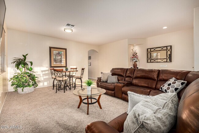 Building Photo - 15225 N 185th Ave