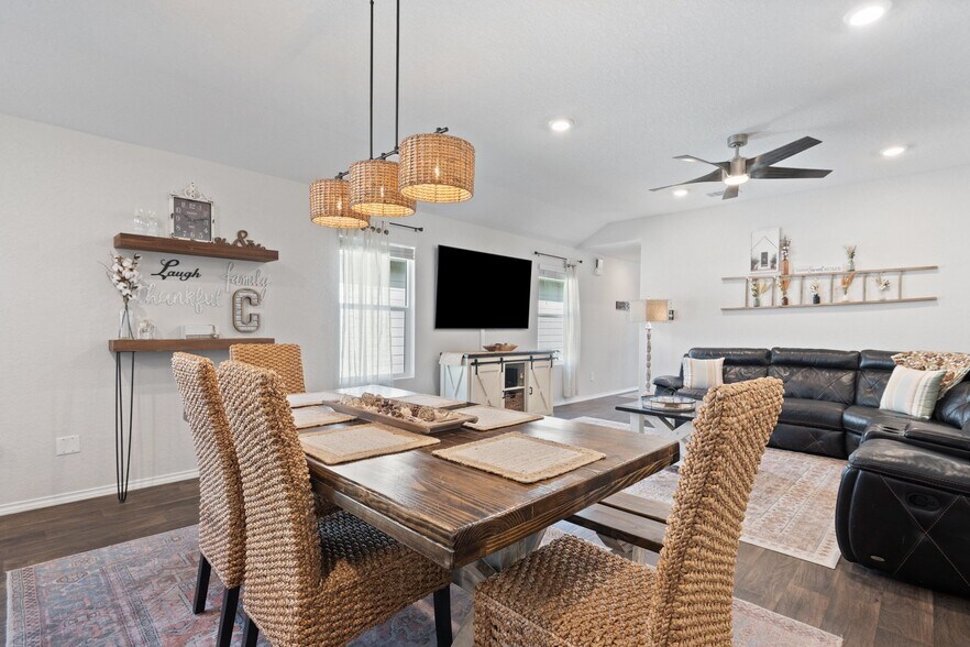 Building Photo - 140 Skipping Stone Ln