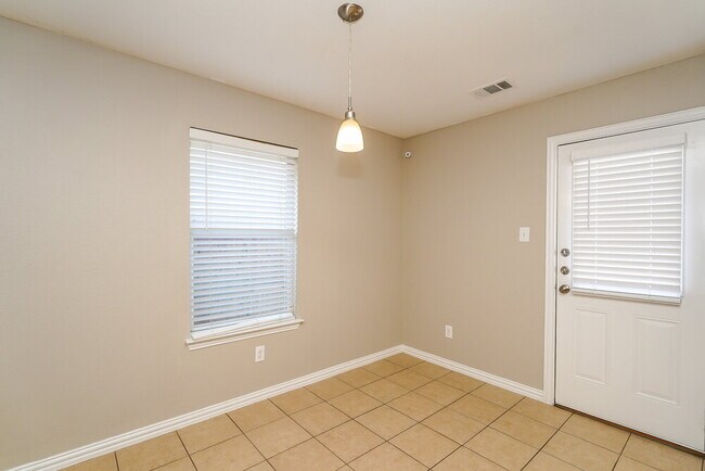 Building Photo - 1237 Camden Yard Dr