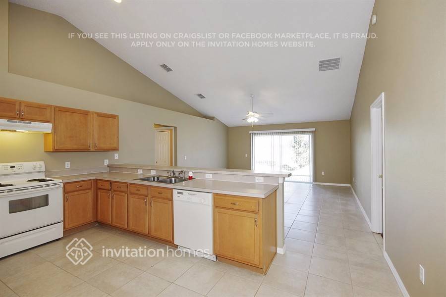 Building Photo - 307 Shad Way