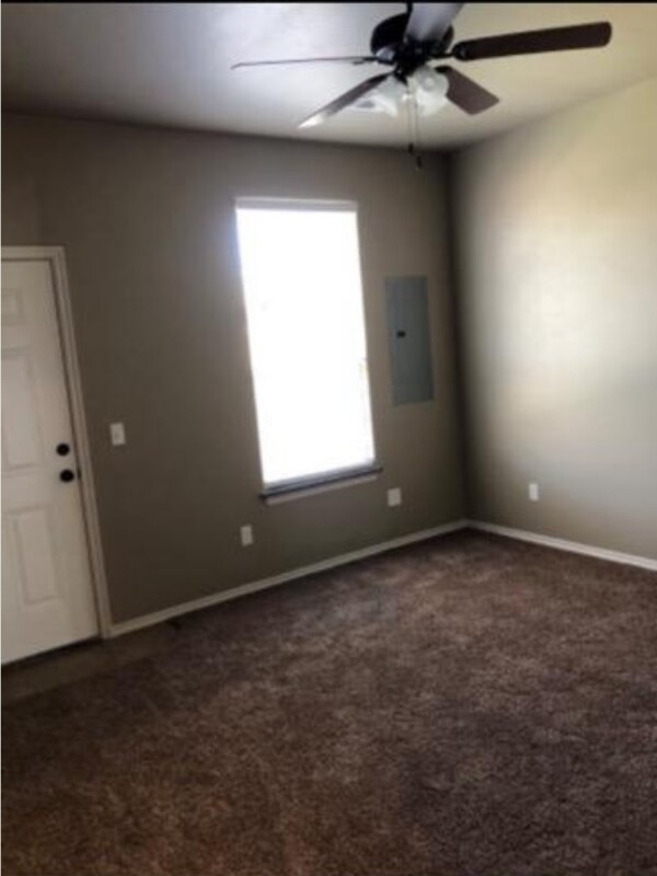 Building Photo - 1824 Post Oak Rd