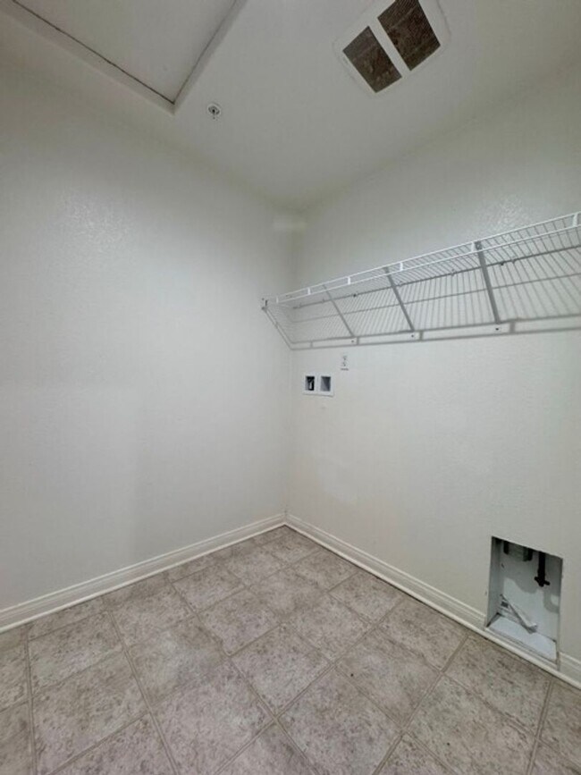 Building Photo - Newly built 4 bedroom Winchester home for ...