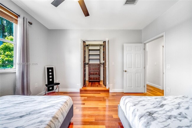 Building Photo - 1241 S 13th Ave