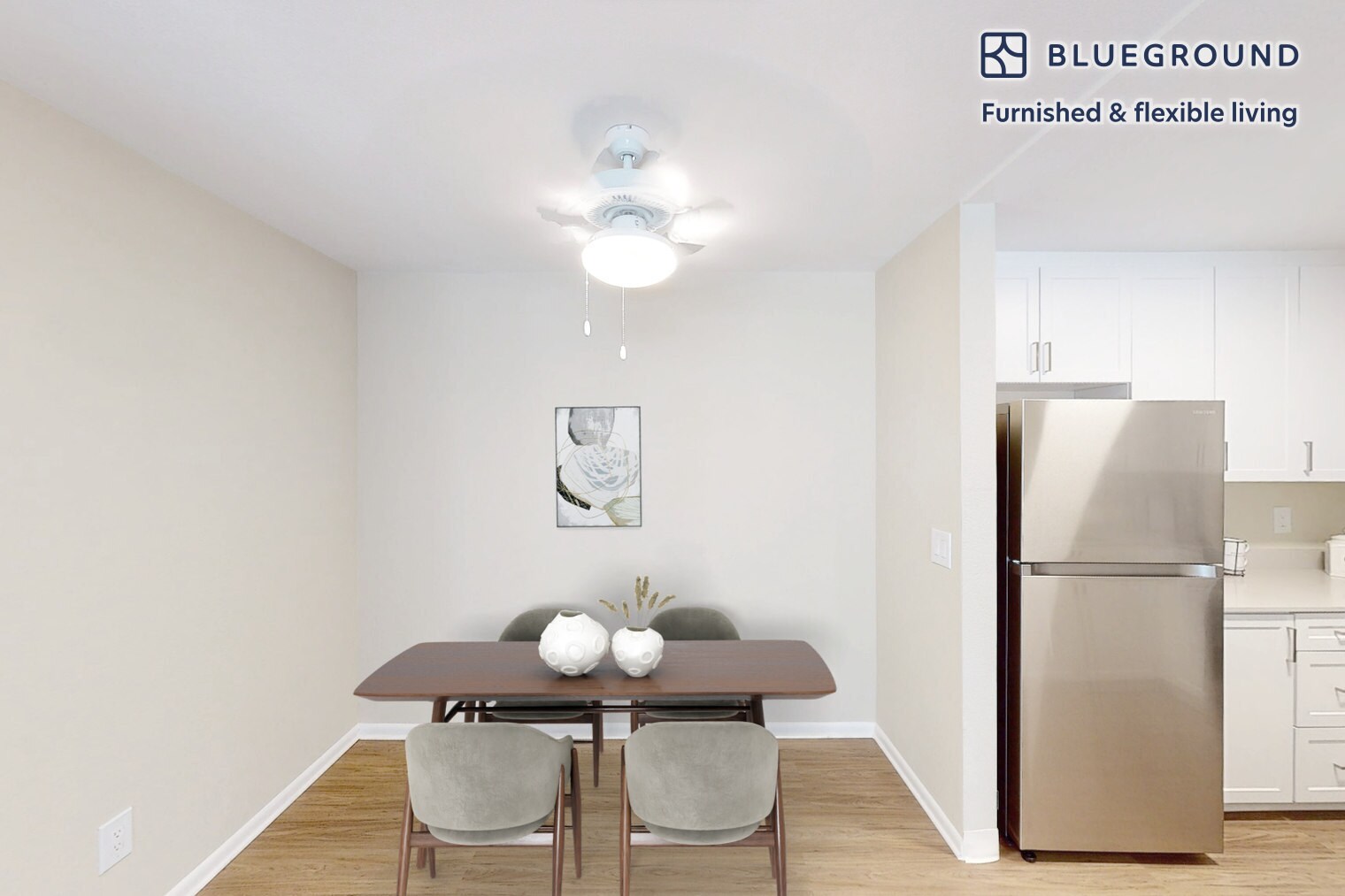 Building Photo - 10024 Paseo Montril