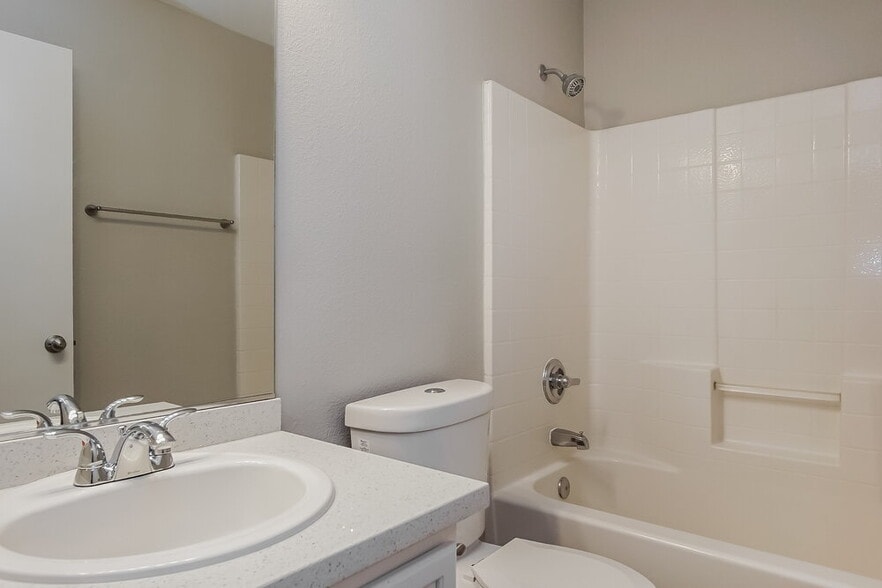 Building Photo - 881 Adobe Flat Dr