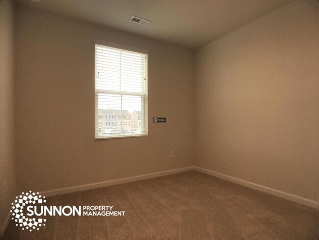 Building Photo - New Construction 3 BR & 1 Car Garage