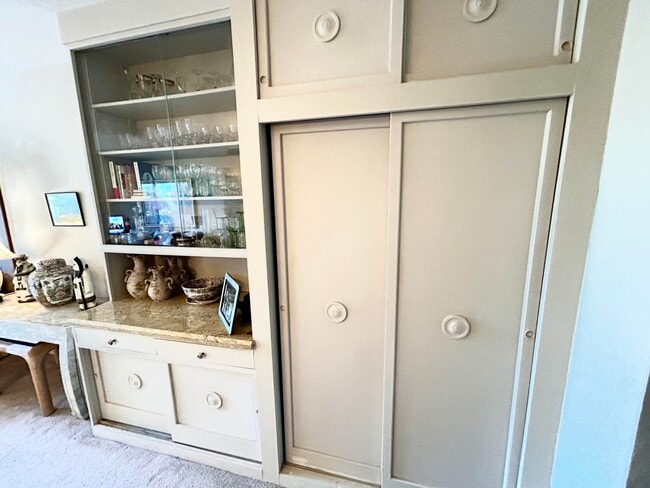 Building Photo - 2840 S Ocean Blvd