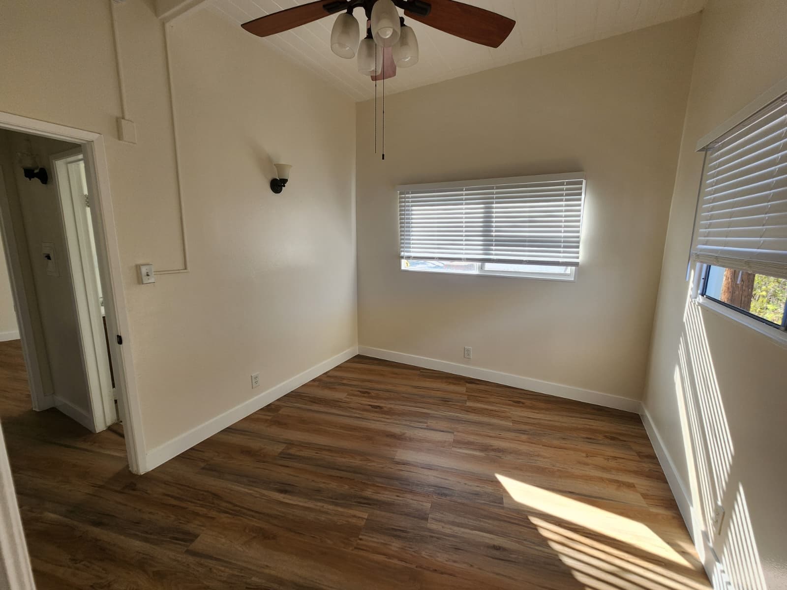 Building Photo - 4353 Don Tomaso Dr