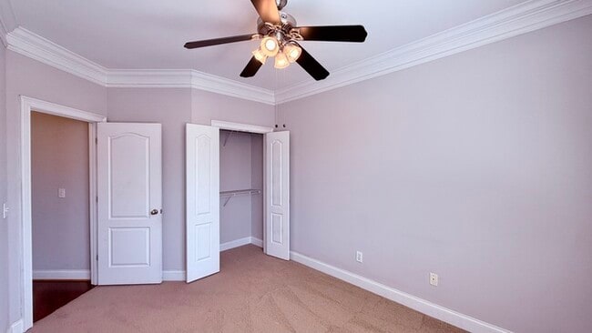 Building Photo - Perfect West Midtown Location! 4 Bedroom Townhouse, Granite, Hardwood Floors