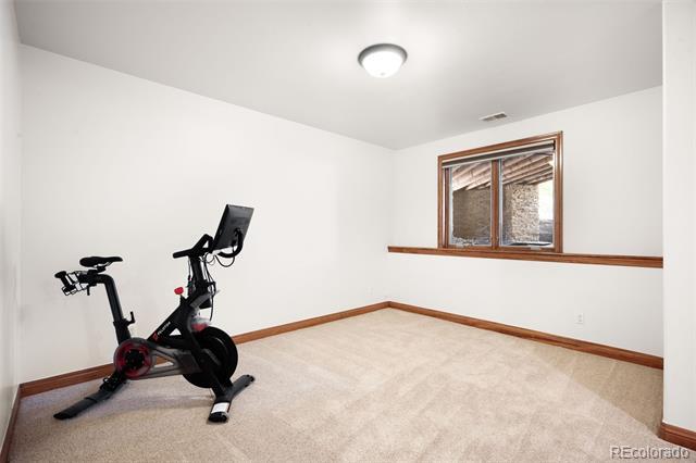 Building Photo - 1705 W Hinsdale Pl