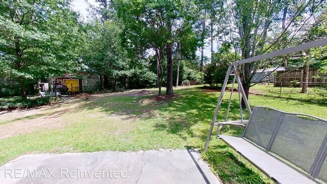 Building Photo - 3 br, 1.5 bath House - 1009 Seymour Dr.