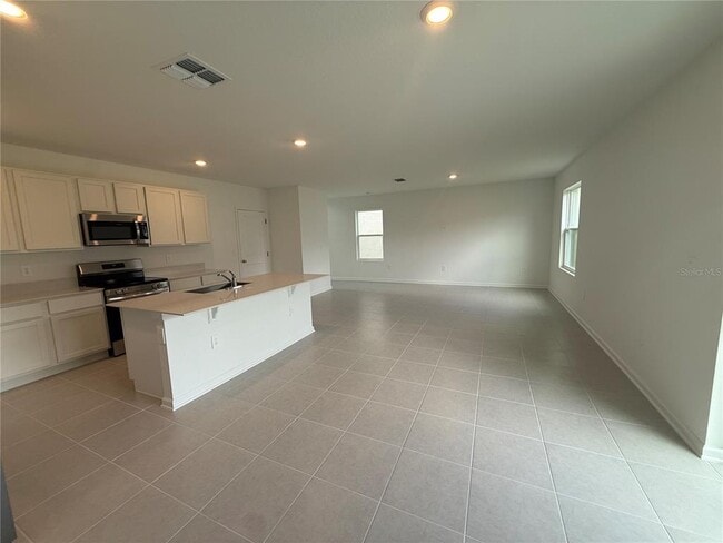 Building Photo - 4378 River Beacon Blvd