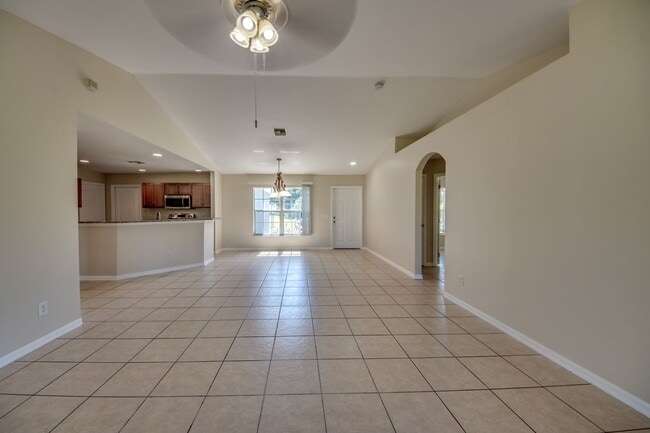 Building Photo - 6011 Joplin Ave