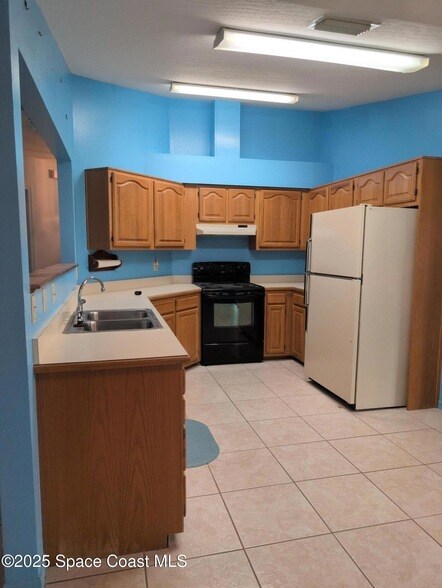 Building Photo - 510 Clifton Dr