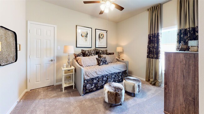 Building Photo - 27079 Badger Way