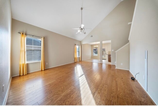 Building Photo - 18123 Hillock Glen Ln