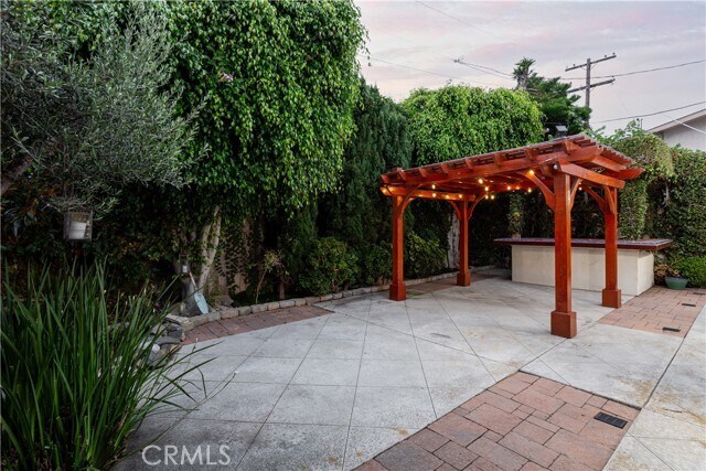 Building Photo - 306 Avenida Monterey