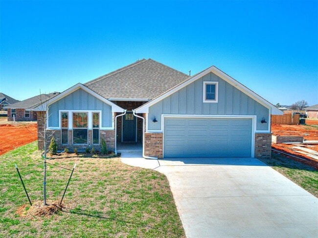 Primary Photo - 545 Grand Sycamore Dr