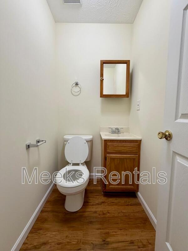 Building Photo - 166 Mt Vernon Ln