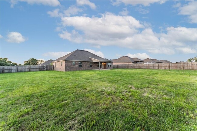 Building Photo - 2091 Eagle Dr