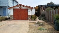 Building Photo - Two Bedroom, One bath house in Los Osos