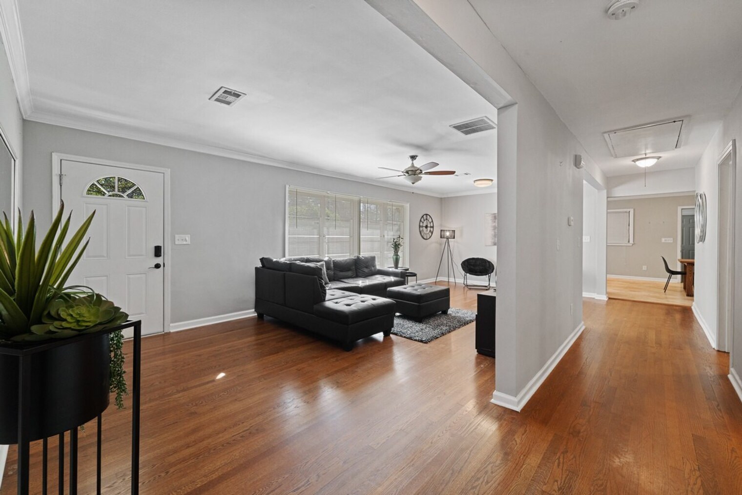 Building Photo - 448 Susan Creek Dr