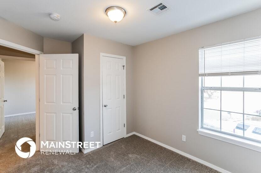 Building Photo - 304 Belmont Dr