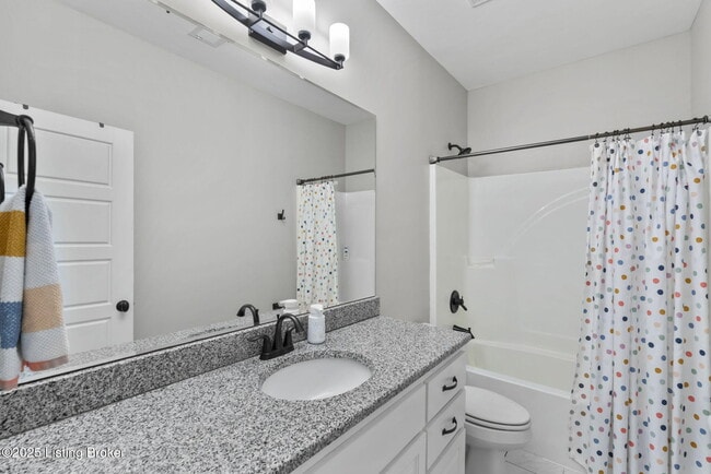 Building Photo - 10910 Kings Crown Dr