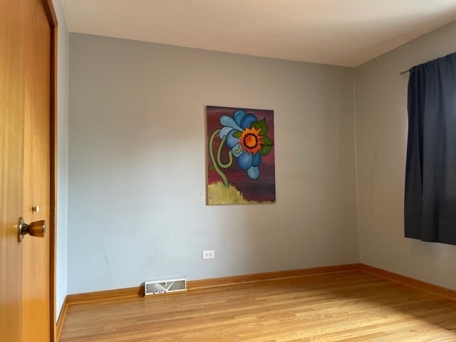 Building Photo - 720 N Broadway Ave