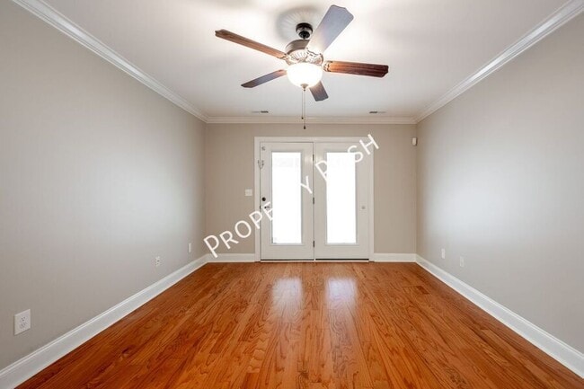 Building Photo - 3606 Brass Lantern Way