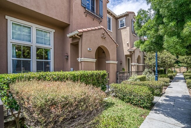 Building Photo - "Coming Soon" 3-Bedroom in Santa Clara- $4...