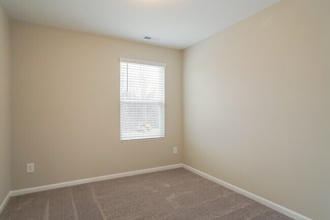 Building Photo - 385 Stone Arbor Wy