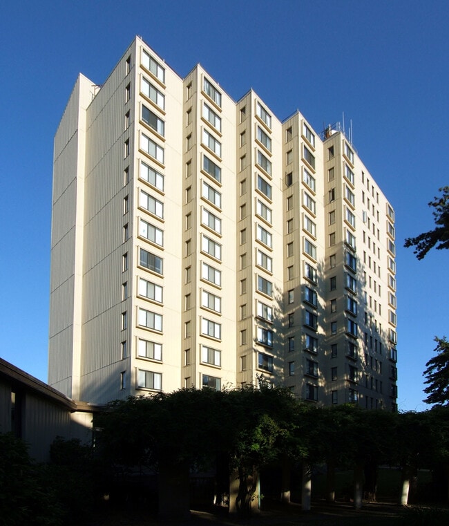 View from the northwest - Ingleside Retirement Apartments